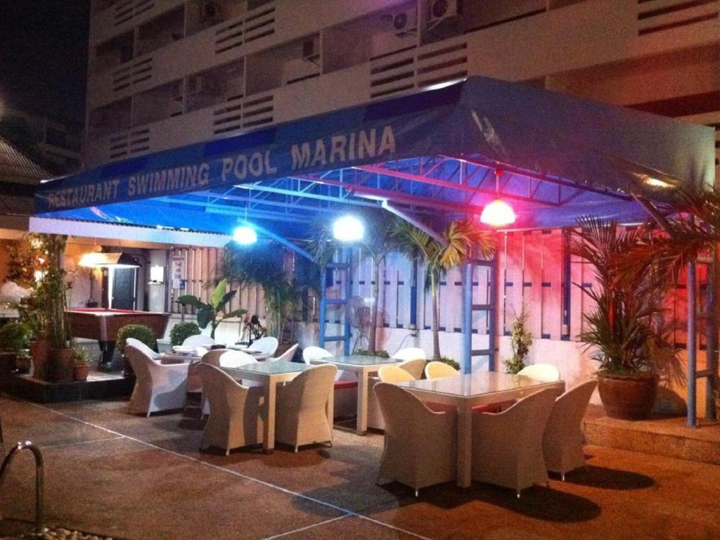 Marina Inn Pattaya Extérieur photo