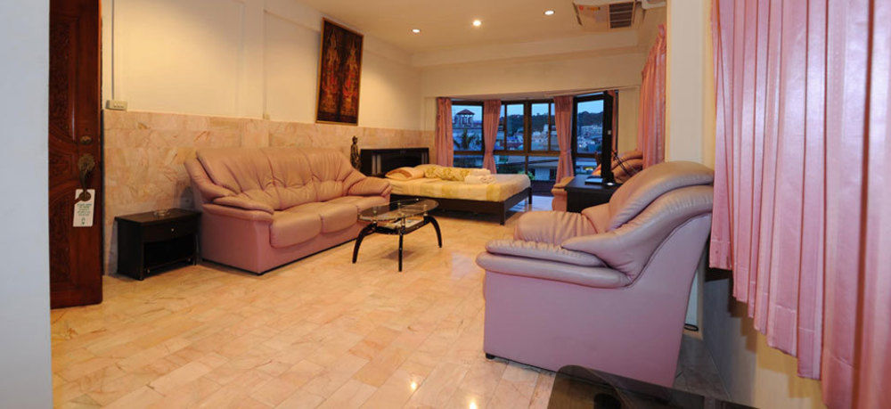Marina Inn Pattaya Extérieur photo